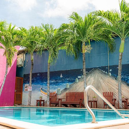 The Ritz Hostel Віллемстад Екстер'єр фото